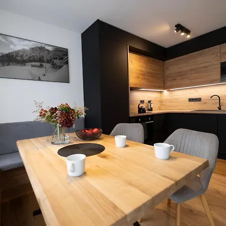 Riverside ראוריס