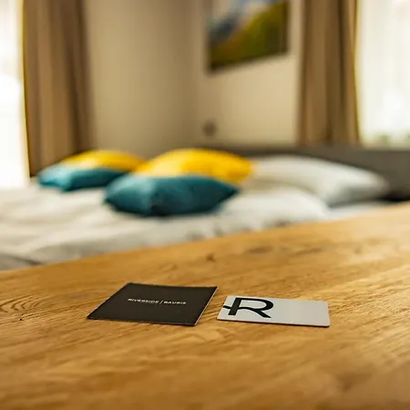 Riverside Aparthotel 4*