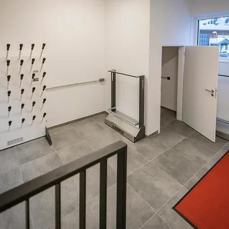 Riverside ראוריס