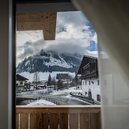 Riverside מלון דירות