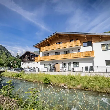 Riverside Rauris