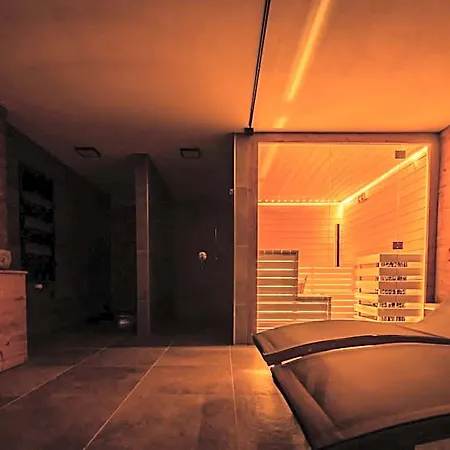 Riverside Aparthotel